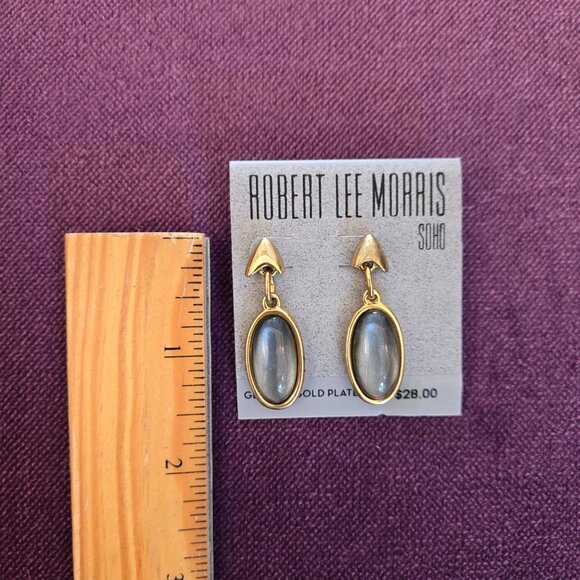 Robert Lee Morris Soho NOS Gold & Grey Moonstone-Look Post Earrings - Picture 2 of 5